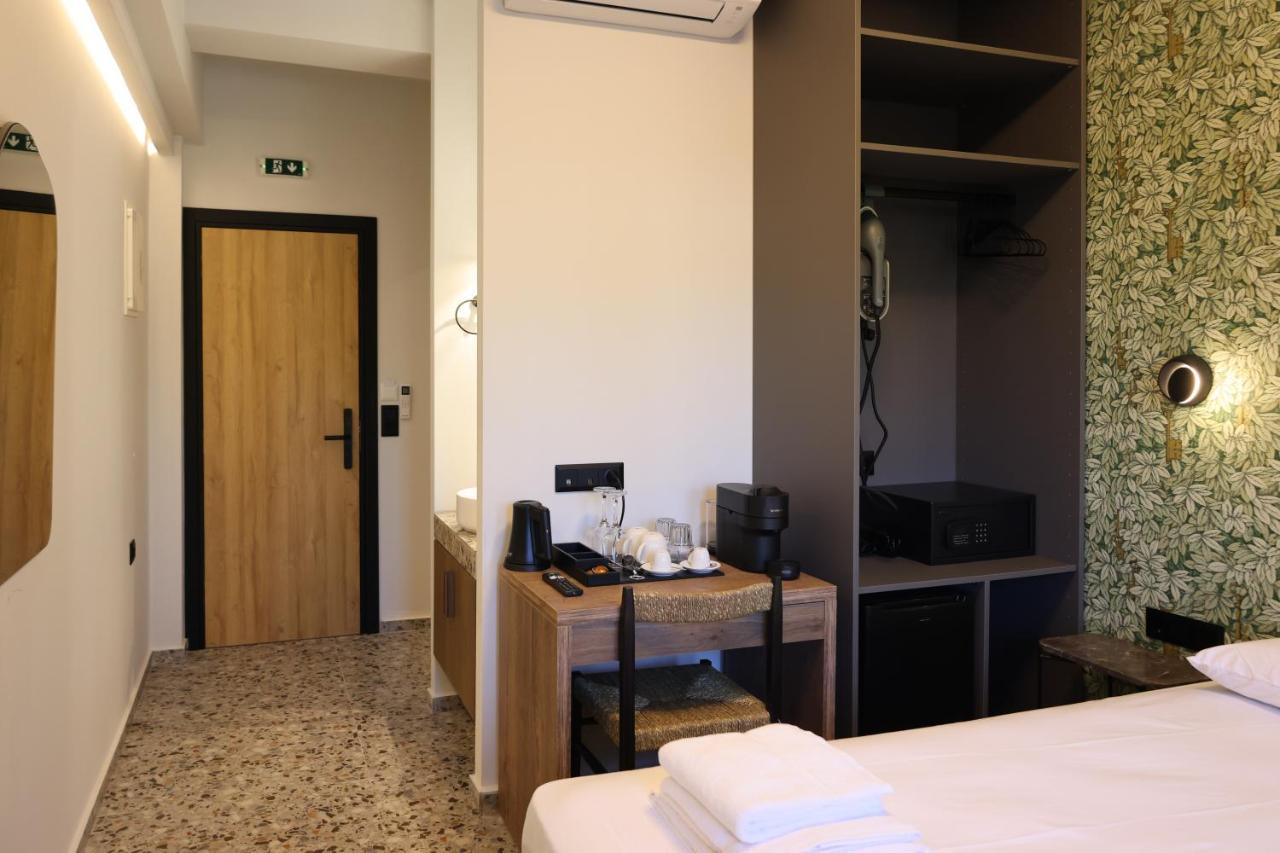 Uphill Unique Boutique Suites スキアトスタウン エクステリア 写真